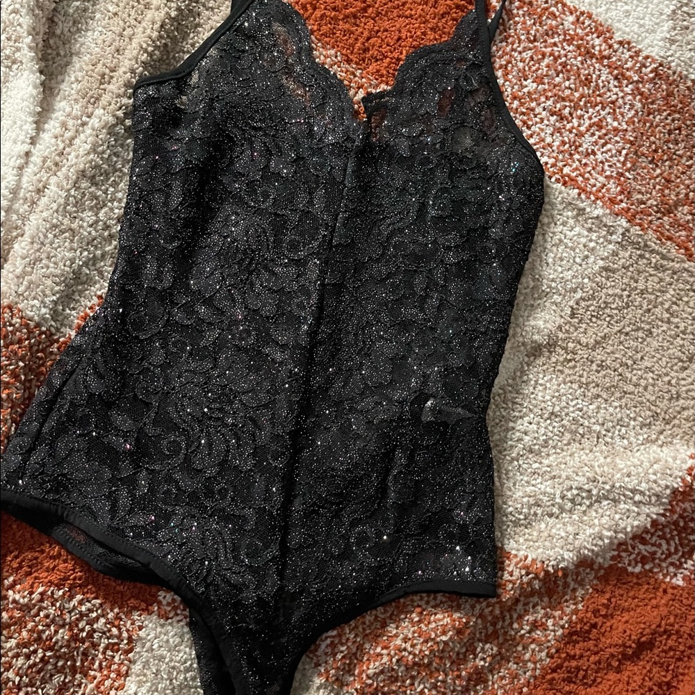 sparkly lace bodysuit - size small